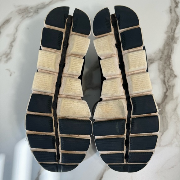 On Cloud 5 Athletic Lifestyle Navy Blue Lightweight Men’s Running Shoes, Size 10 - Picture 8 of 13